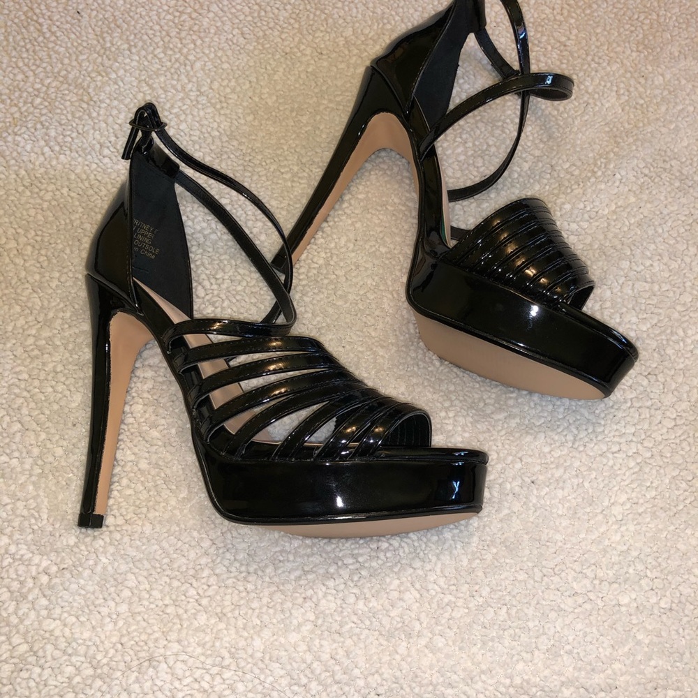 🔥5 for $30 Sale!🔥 Size 8 platform heels